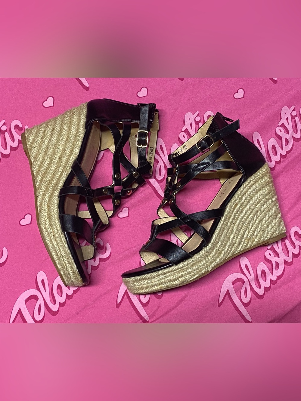 Refresh Black Strap Gladiator Sandal Jute Platform Wedge Heel Shoes Faux Leather